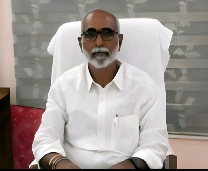 23 నుంచి ప్రత్యేక ఆధార్ క్యాంపులు: కమిషనర్