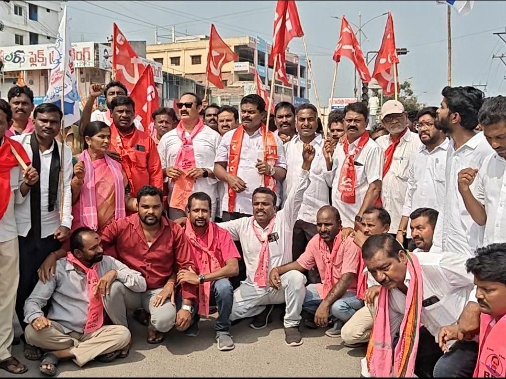 కాంగ్రెస్, బీజేపీ దొందూ.. దొందే: మాజీ ఎమ్మెల్యే