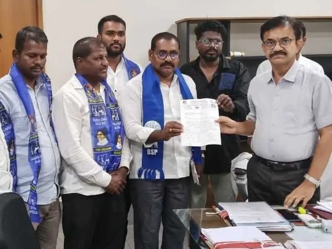 42 శాతం రిజర్వేషన్లు, 9వ షెడ్యూల్లో చేర్చాలి: బీఎస్పీ