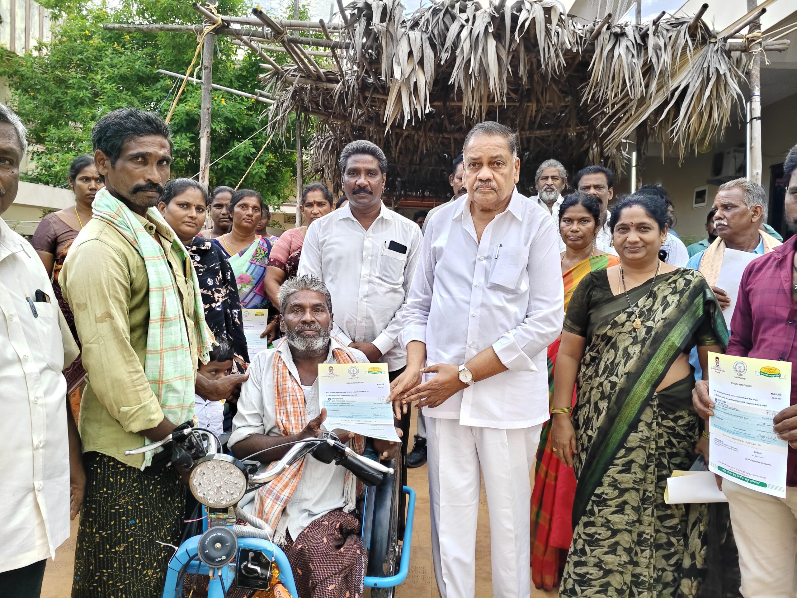 ‘పేదల వైద్యానికి అత్యధిక ప్రాధాన్యత’
