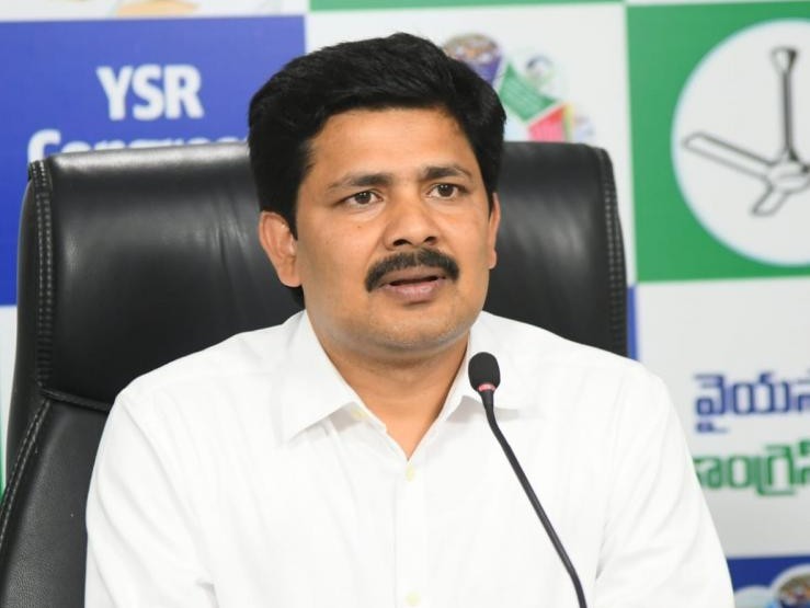 ఓవర్ బ్రిడ్జి పనులు త్వరగా పూర్తి చేయాలి: ఎంపీ
