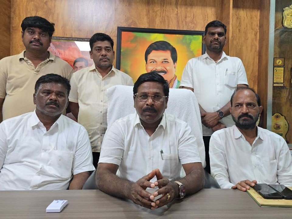 ‘బీసీ బందుకు BJP మద్దతు ఇవ్వడం హాస్యాస్పదం’