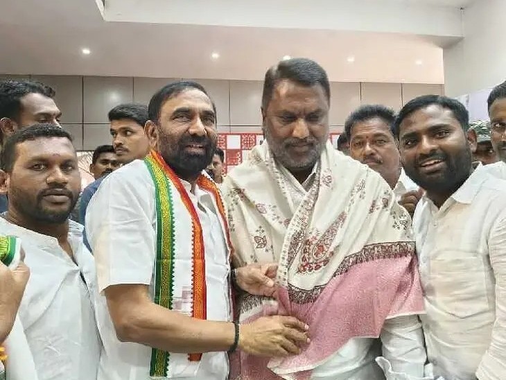 జిల్లా కాంగ్రెస్ కమిటీ అధ్యక్ష పదవికి  దరఖాస్తు