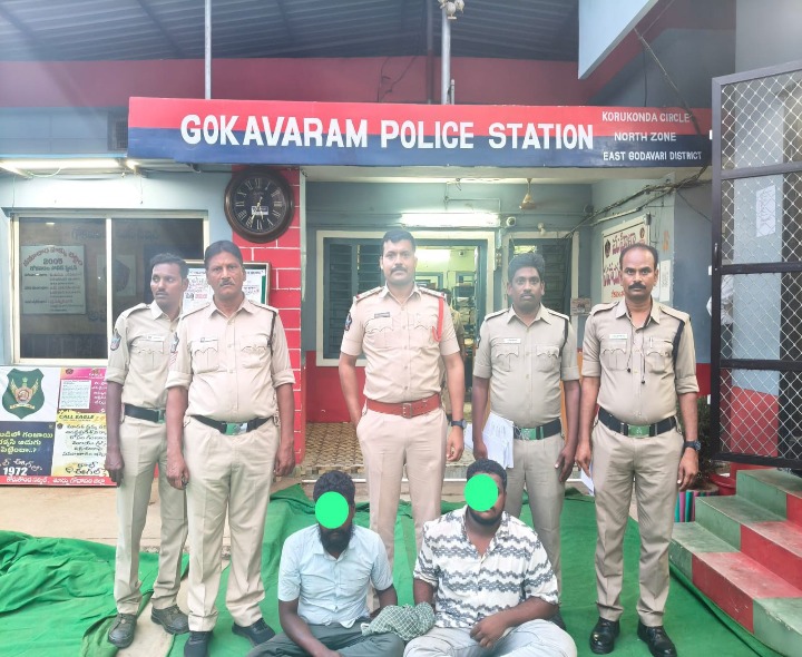 దొంగతనాలకు పాల్పడుతున్న ఇద్దరు వ్యక్తులు అరెస్ట్