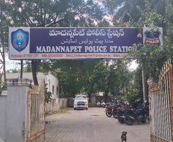 జీహెచ్ఎంసీ సూపర్ వైజర్‌పై కేసు నమోదు