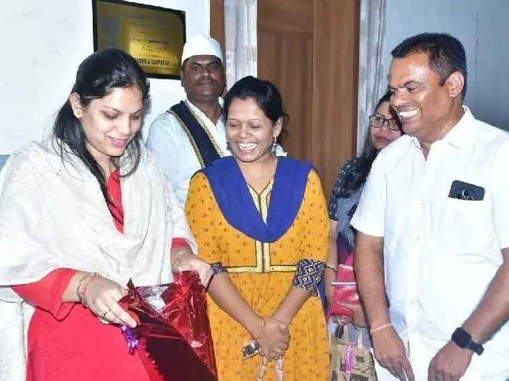 యువజన మహిళా సంఘాల సమాచార జాబితా ఆవిష్కరించిన కలెక్టర్