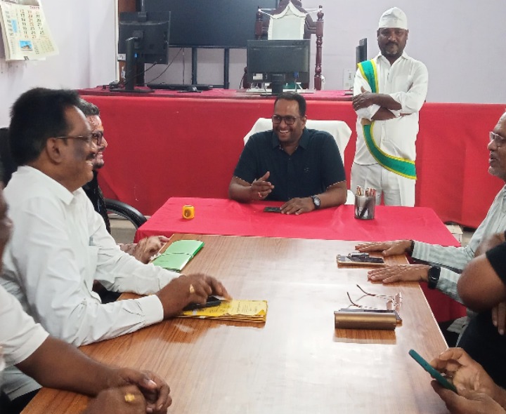 న్యాయవాదులతో సమావేశం నిర్వహించిన న్యాయమూర్తి