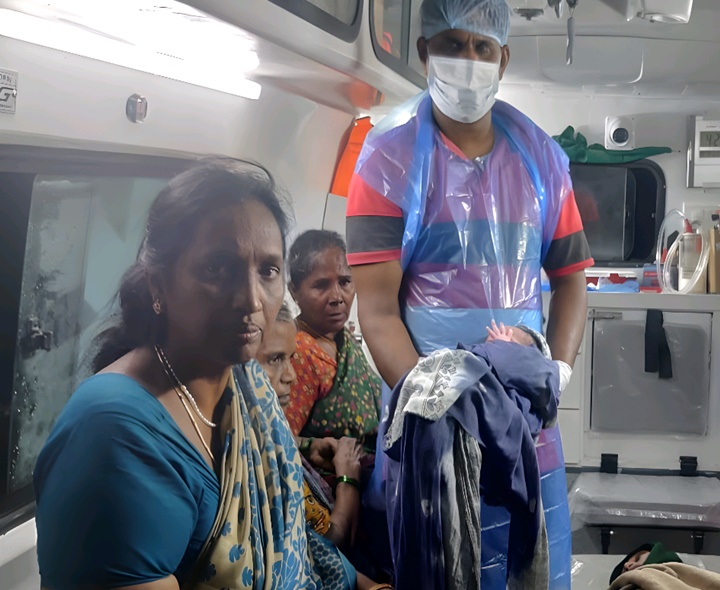 108లోనే ప్రసవం.. తల్లి, బిడ్డ క్షేమం
