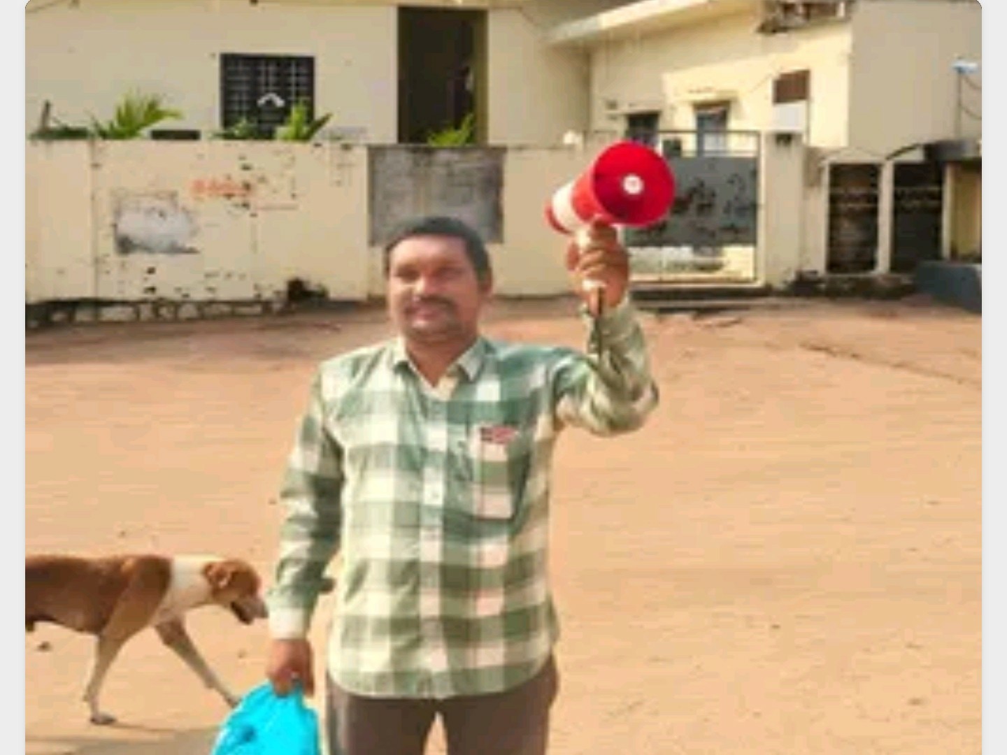 వినూత్న రీతిలో లైన్‌మెన్ విజ్ఞప్తి