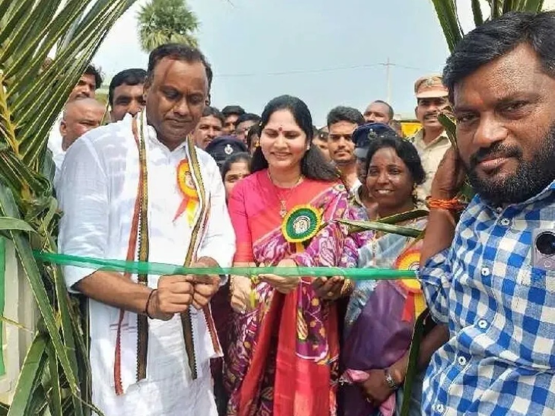 పాఠశాల అభివృద్ధి పనులకు ఎమ్మెల్యే శంకుస్థాపన