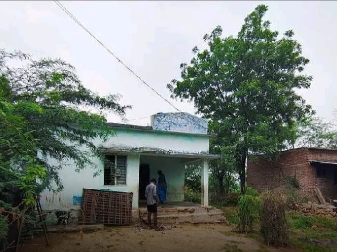 అధ్వానంగా అంగన్వాడీ కేంద్రం