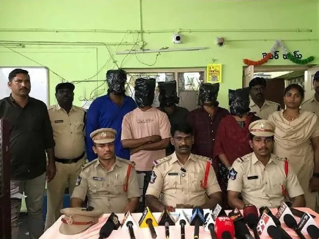 కిడ్నాప్ యత్నాన్ని భగ్నం చేసిన పోలీసులు