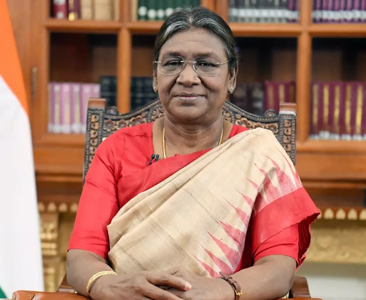ప్రజలకు రాష్ట్రపతి దీపావళి శుభాకాంక్షలు