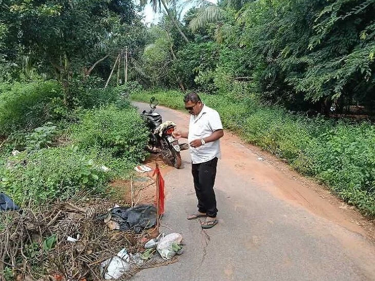 కవిటి: కుంగిన రోడ్డు