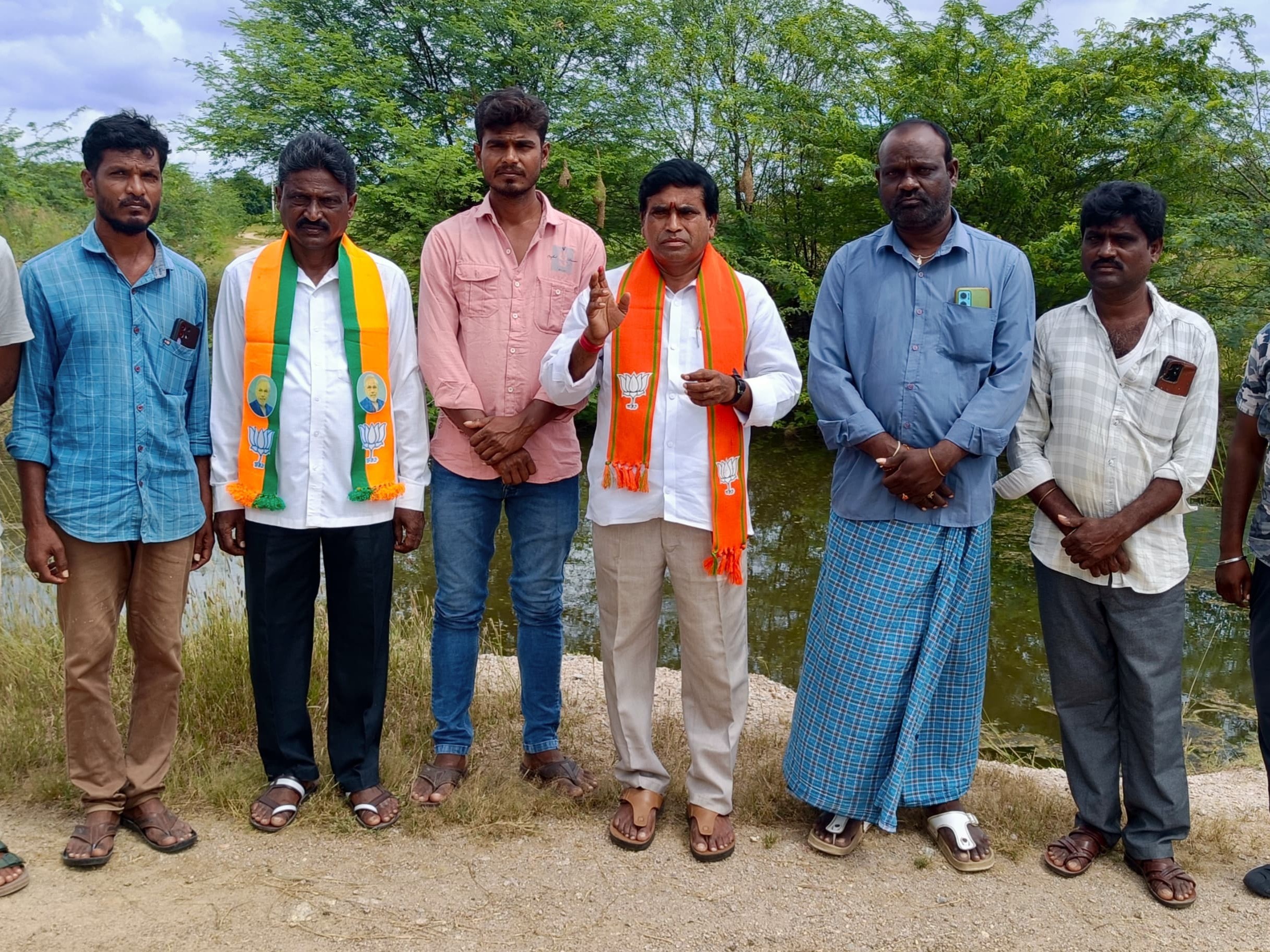 ‘ఎమ్మెల్యే కడియం చెప్తున్నా నిధుల గణాంకాలు పేపర్లకే పరిమితం’