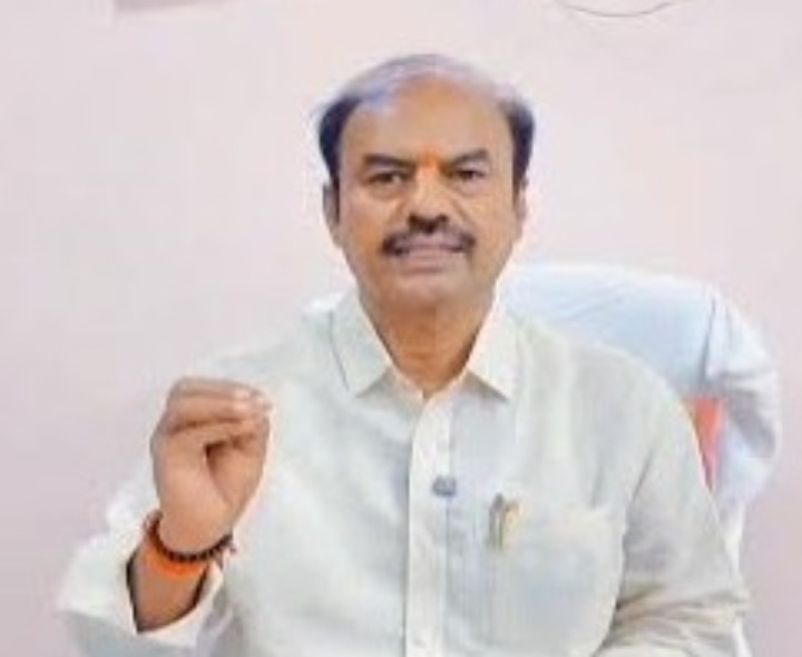 ప్రశాంత వాతావరణంలో పండుగ జరుపుకోవాలి: MLA