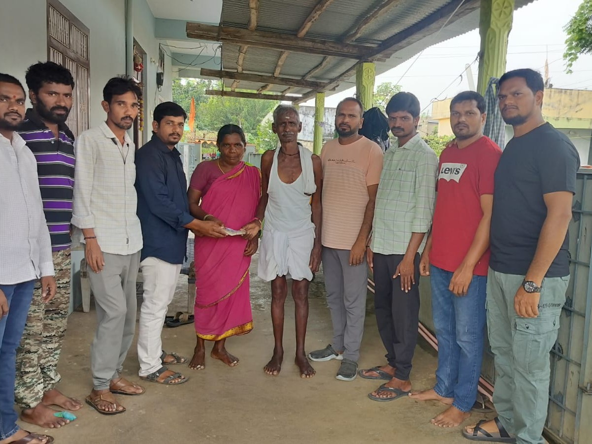 స్నేహితునికి ఆర్థిక సహాయం