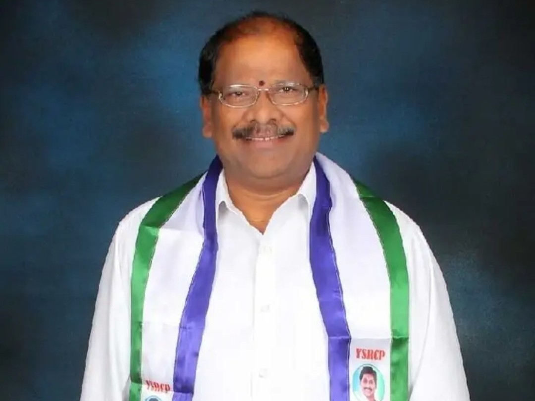 జిల్లా యాదవ సామాజిక వర్గం అధ్యక్షుడిగా నర్తు