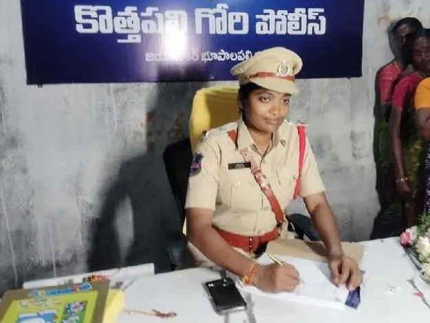 దీపావళి సురక్షితంగా జరుపుకోవాలి: SI