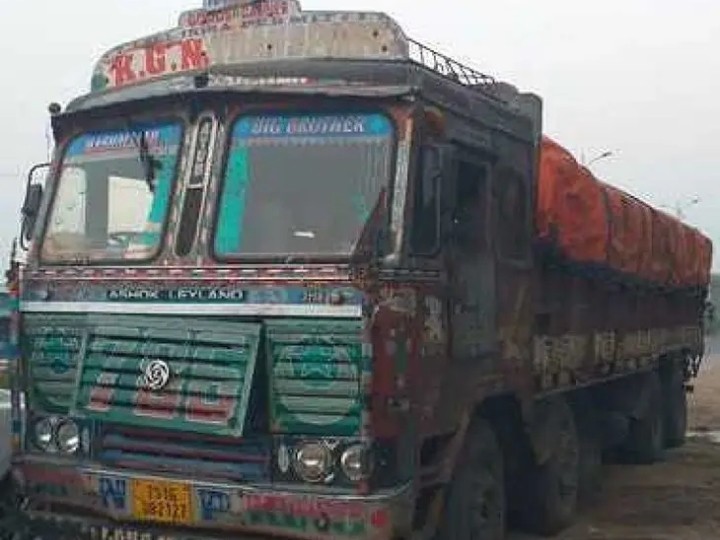 అక్రమ రవాణాపై కఠిన చర్యలు తీసుకుంటాం: ఎస్సై