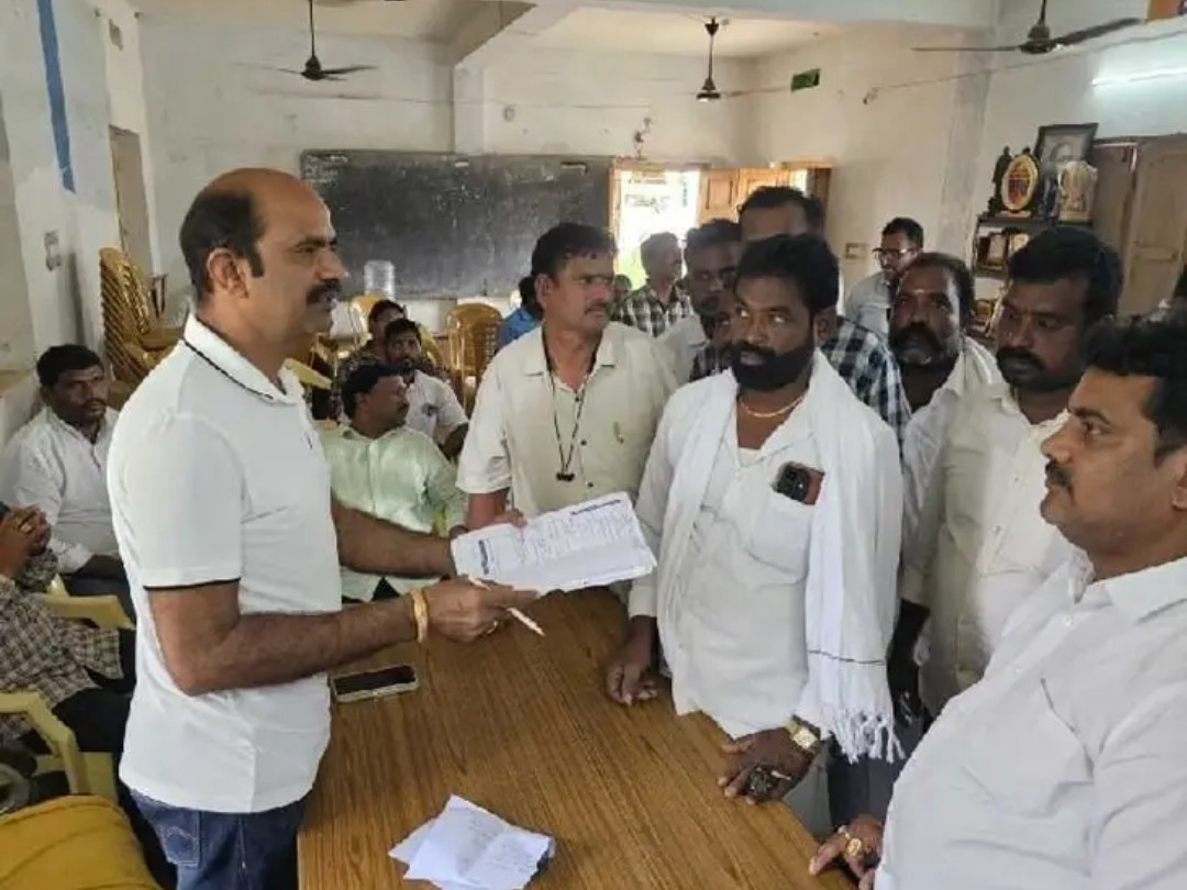 ఫిర్యాదుల పరిష్కారానికి ప్రాధాన్యత: ఎంపీ