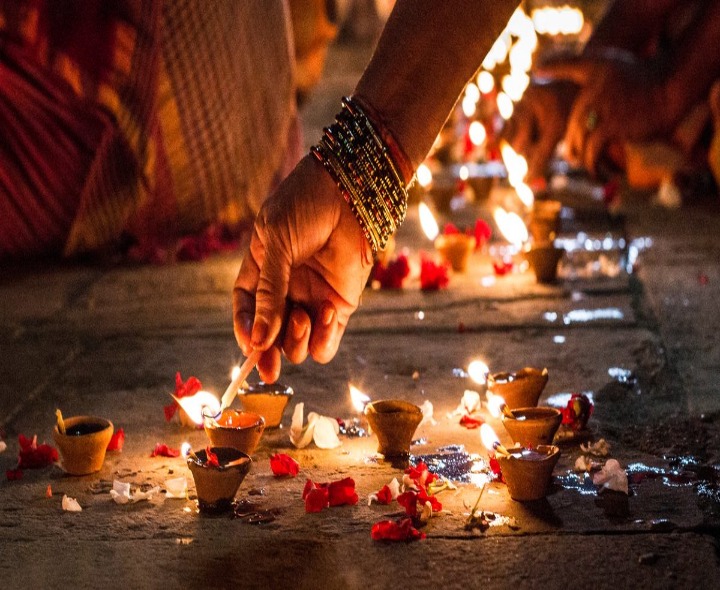 వాడ వాడలా దీపావళీ సంబరాలు