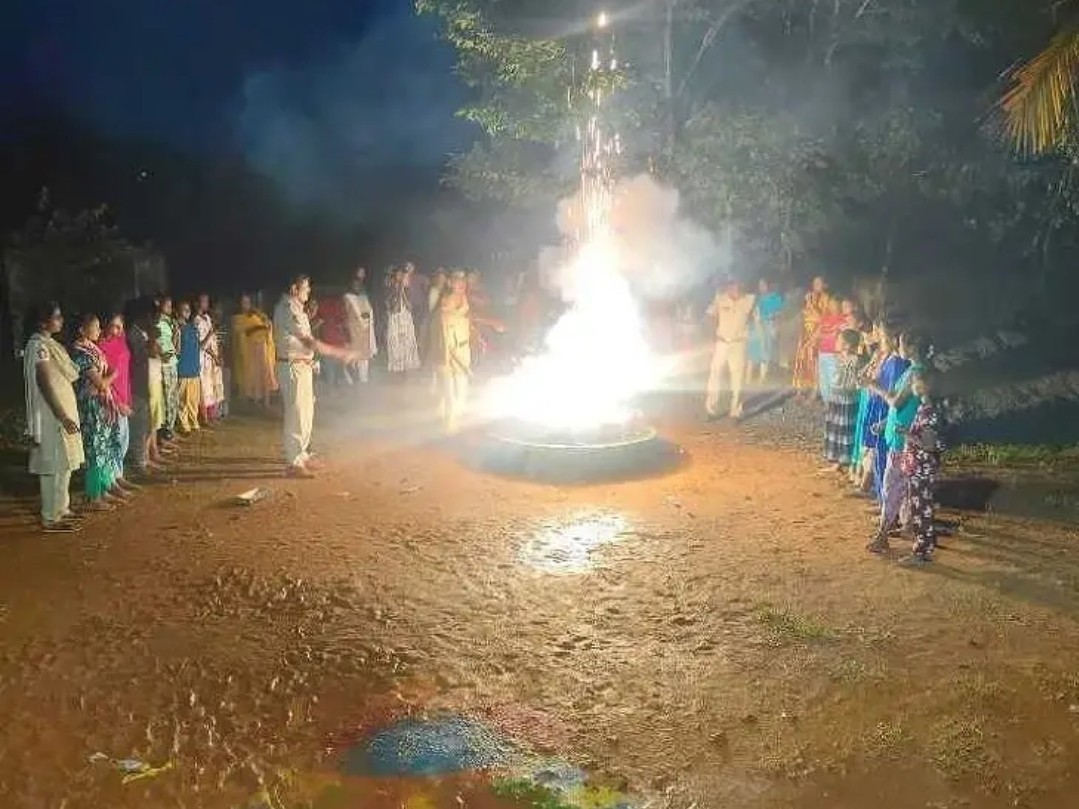 ప్రభుత్వ వసతి గృహంలో దీపావళి
