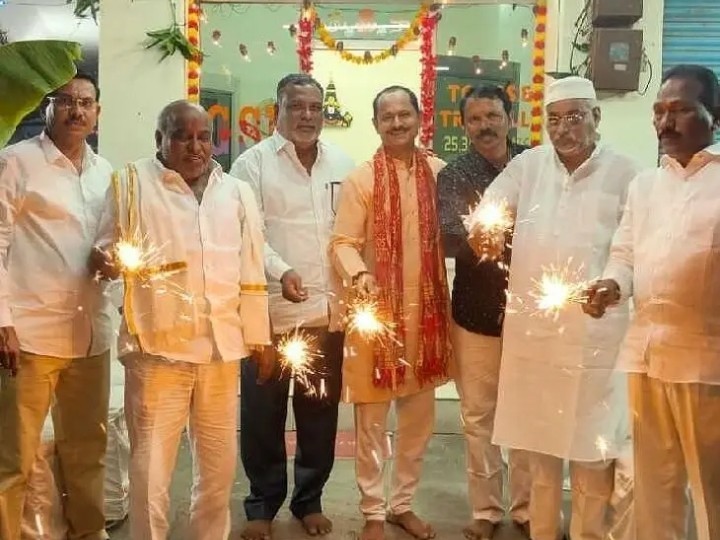 ‘ఆనందోత్సవాల మధ్య దీపావళిని జరుపుకోవాలి’