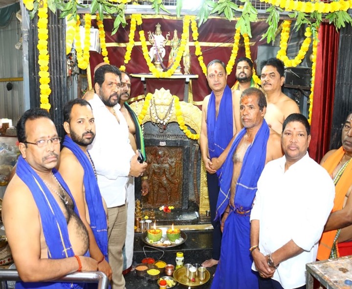 ఉప్పల్లో కాలభైరవ స్వామి ఆలయలో MLA ప్రత్యేక పూజలు