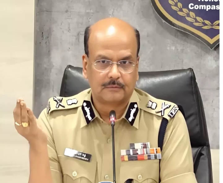 పోలీస్ అమరుల త్యాగాలు మర్చిపోలేం: డీజీపీ