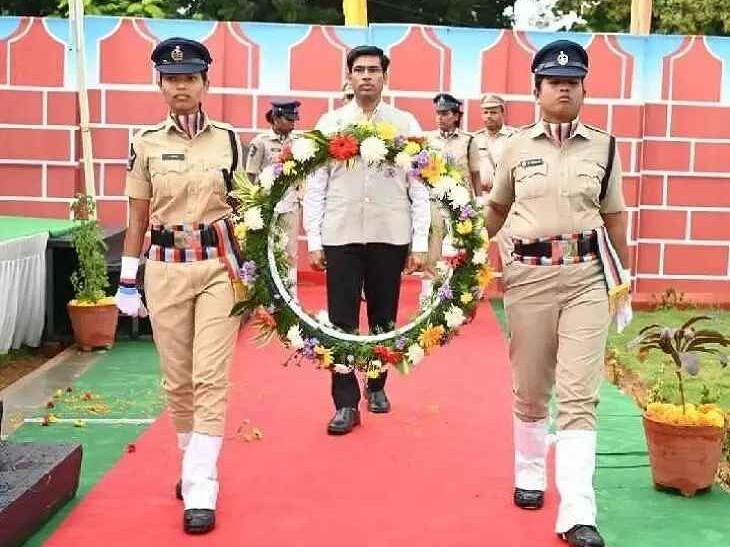పోలీస్ అమరవీరులకు నివాళి