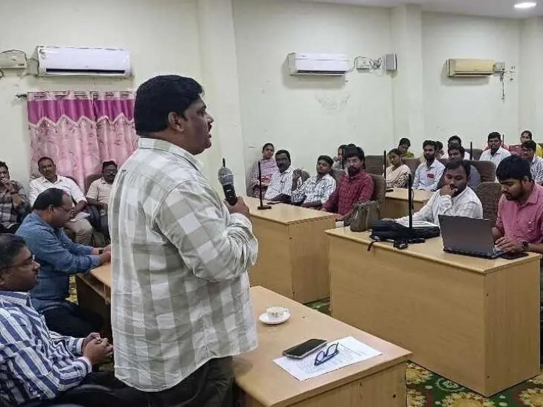 తెనాలిలో అక్రమ కట్టడాలపై ఉక్కుపాదం