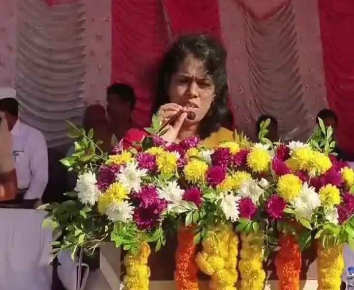 పోలీసుల సేవలు అభినందనీయం: కలెక్టర్