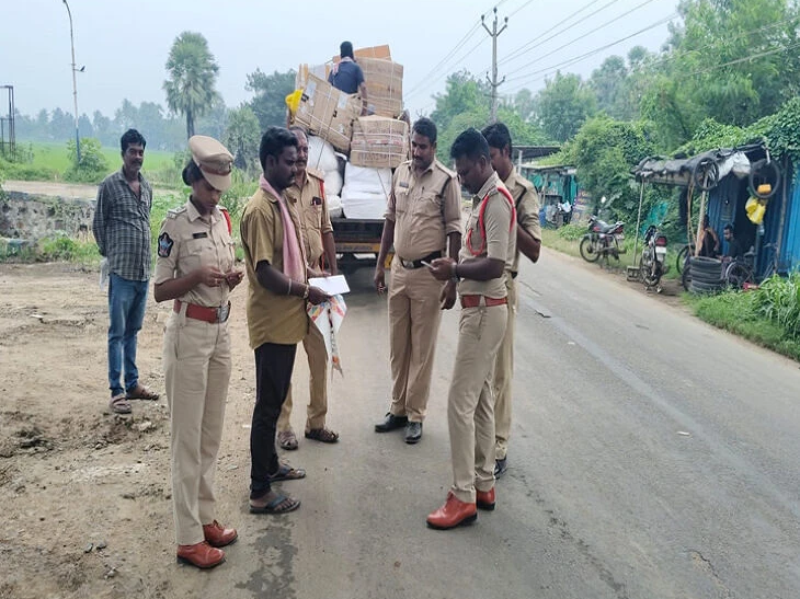 కుటుంబానికి దూరం.. ఒత్తిడితో ఉద్యోగం