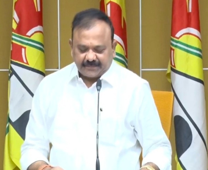 జగన్ DNAలోనే విధ్వంసం ఉంది: MLA యరపతినేని
