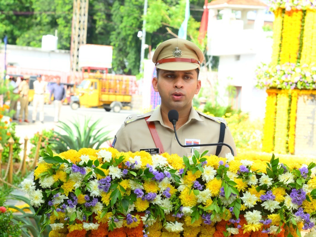పోలీస్ అమరవీరుల త్యాగాలు మరువలేనివి: SP