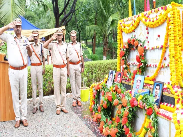 ‘పోలీసు అమరవీరుల త్యాగాలు దేశానికి స్ఫూర్తి’