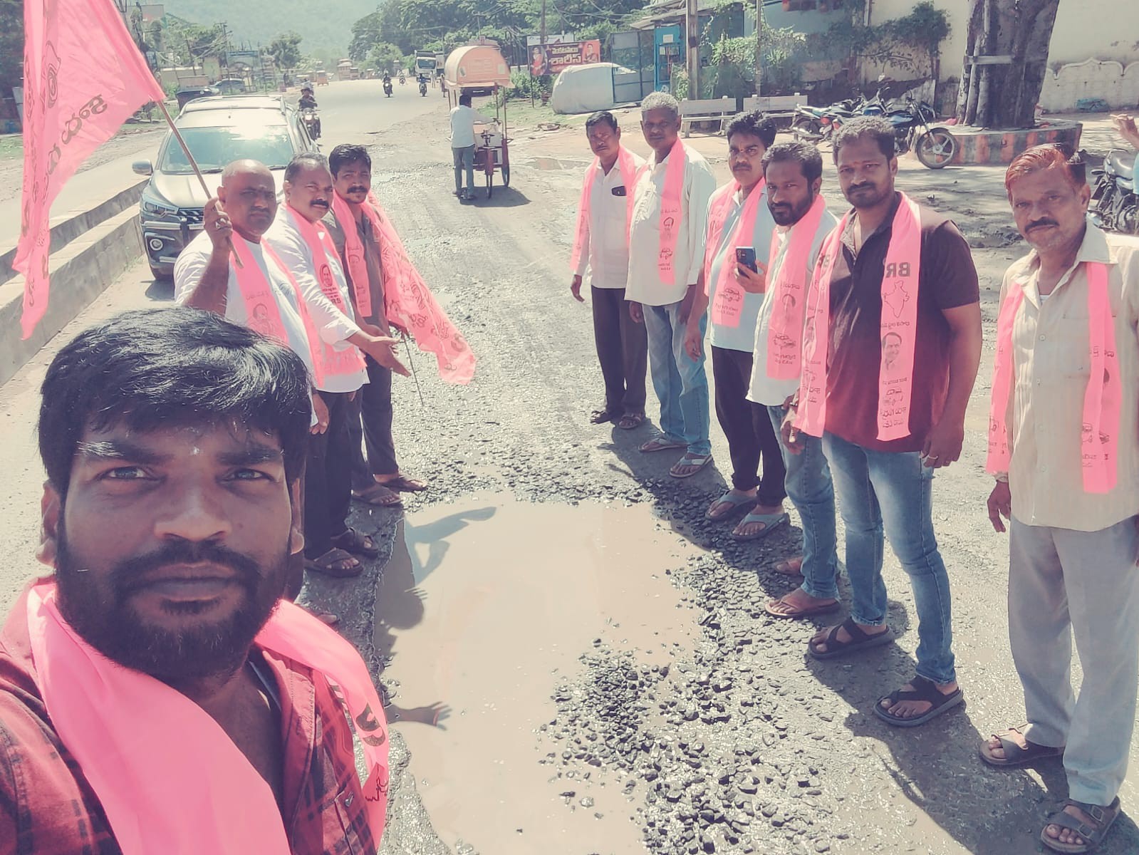 BRS పార్టీ ఆధ్వర్యంలో డిజిటల్ క్యాంపెనింగ్
