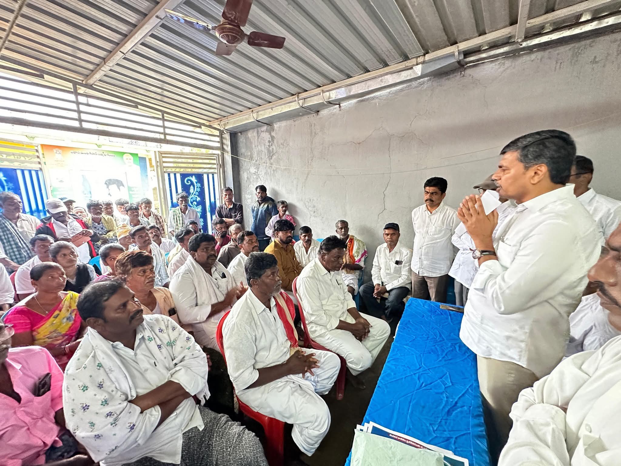 సంతకాలు సేకరించిన దుద్దుకుంట శ్రీధర్ రెడ్డి