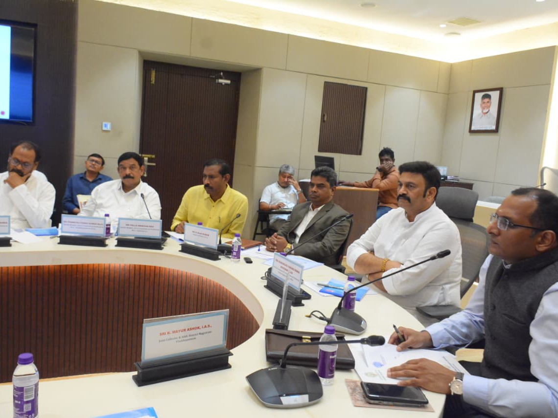 అసెంబ్లీ ఫిర్యాదుల కమిటీ సమీక్ష
