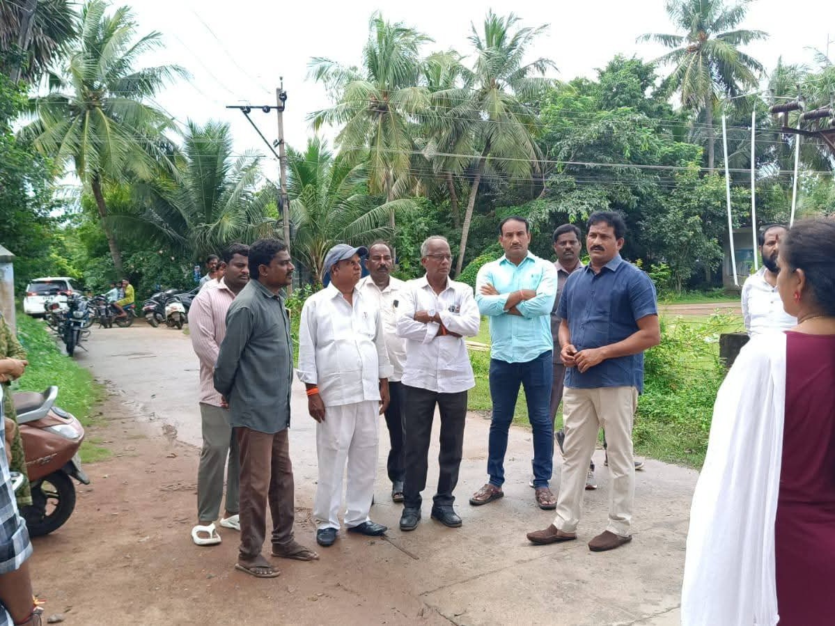 అధికారులకు ఎమ్మెల్యే సూచనలు