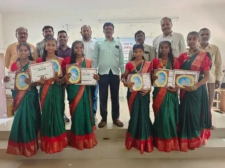 రాష్ట్ర స్థాయికి గుట్రాజ్‌పల్లి విద్యార్థులు