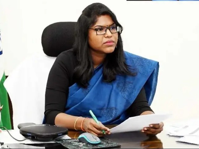 రైతుల ఎకౌంట్లలోకి వెంటనే నగదు జమ చేస్తాం: కలెక్టర్