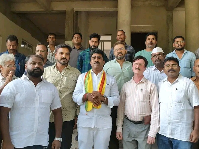 పనులు సకాలంలో పూర్తి చేయాలి ఎమ్మెల్యే