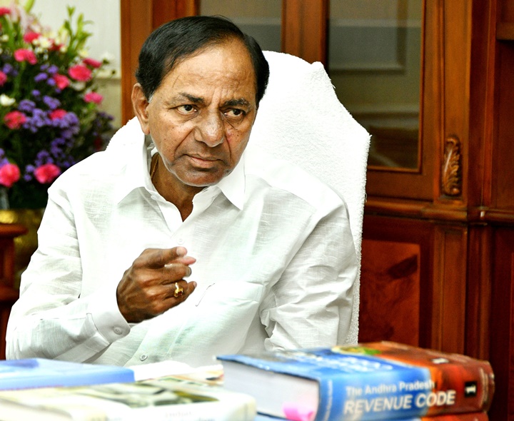 ముఖ్యనేతలతో భేటీ కానున్న KCR