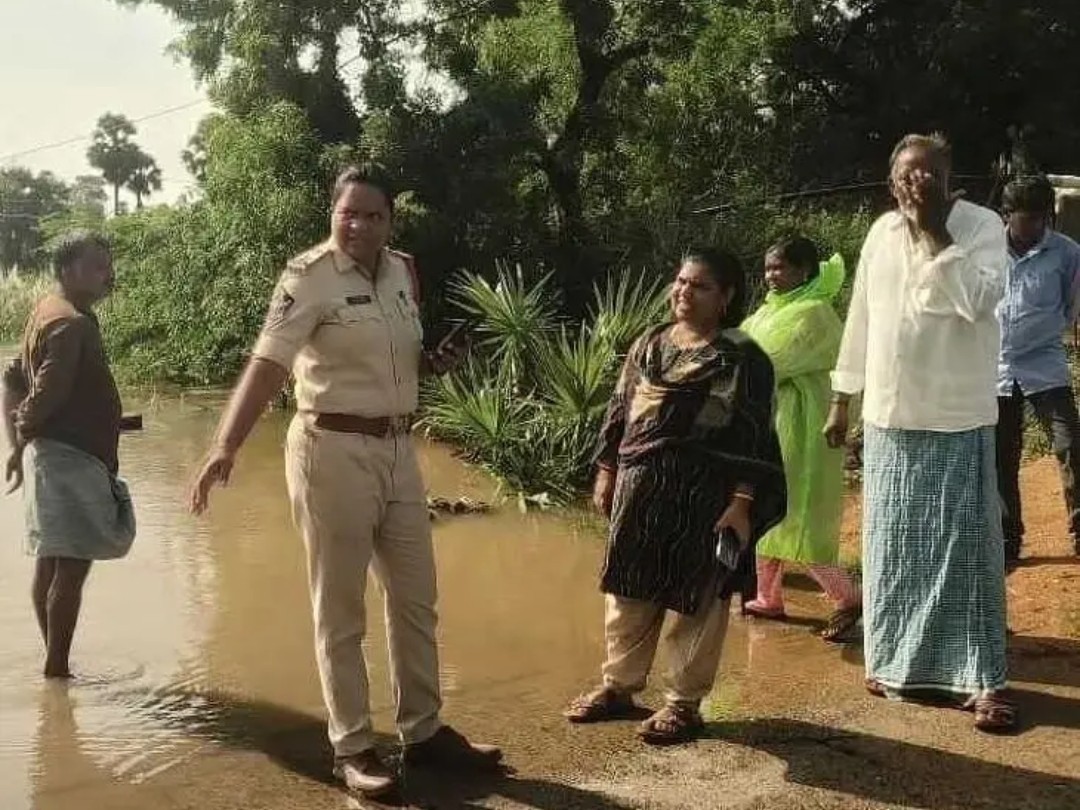 ఛామదల నేరెళ్ల వాగులో పడి వ్యక్తి గల్లంతు