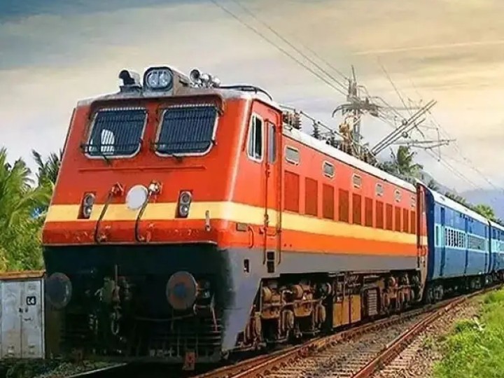 NZB – KMR మీదుగా ఢిల్లీకి స్పెషల్ ట్రైన్
