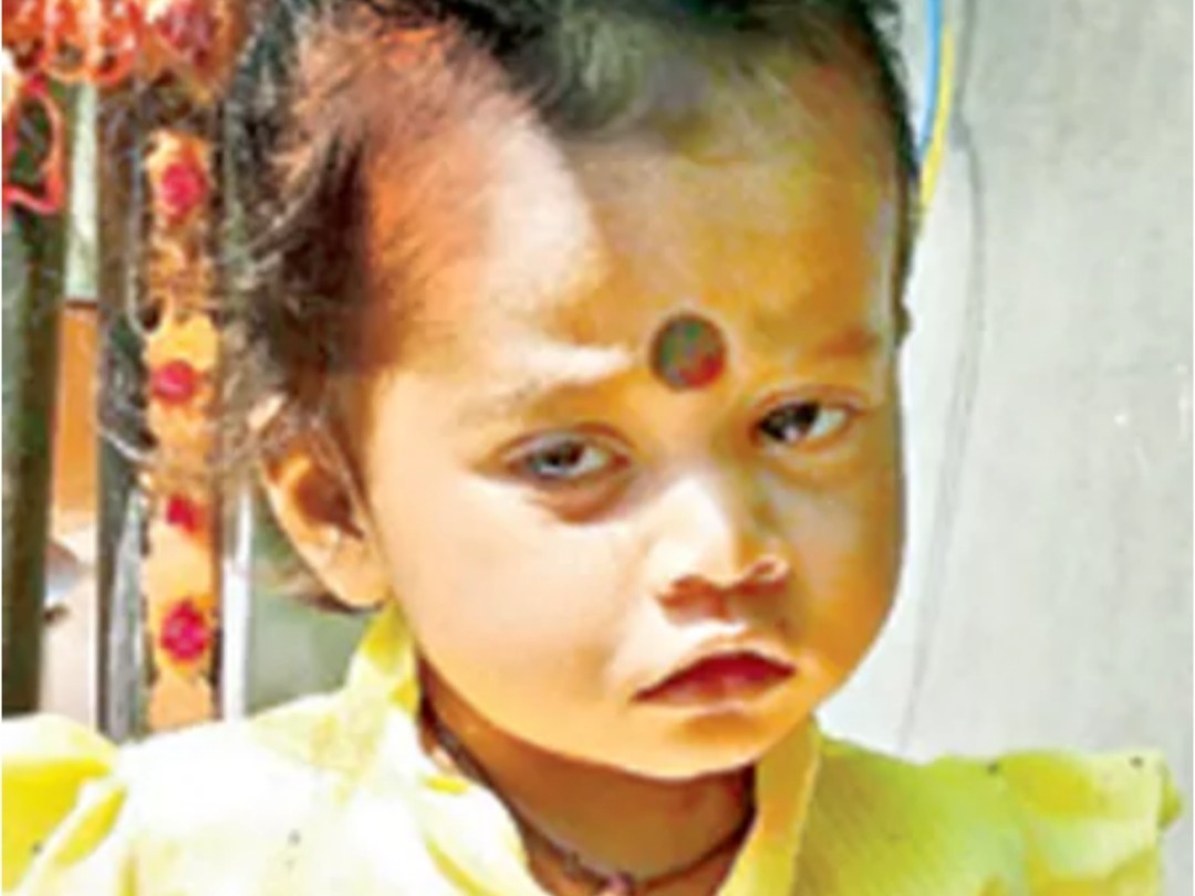 వైద్యం వికటించి చిన్నారి మృతి