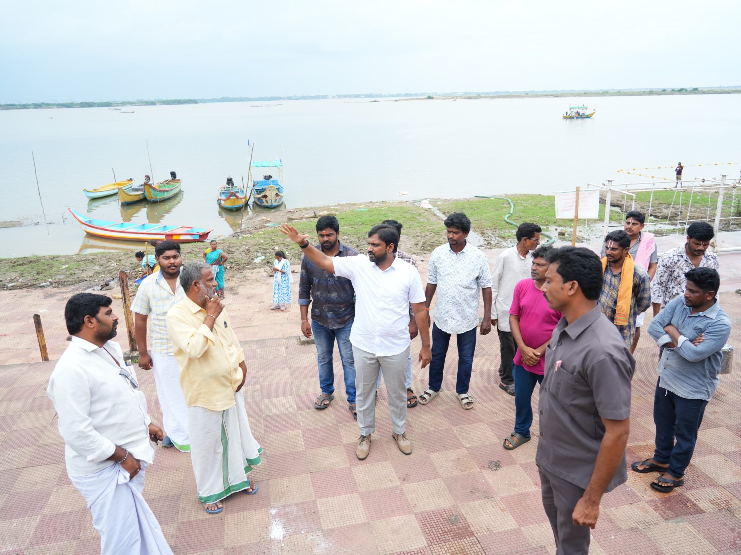 ‘భక్తులకు అసౌకర్యం కలగకుండా ఏర్పాట్లు చేయాలి’
