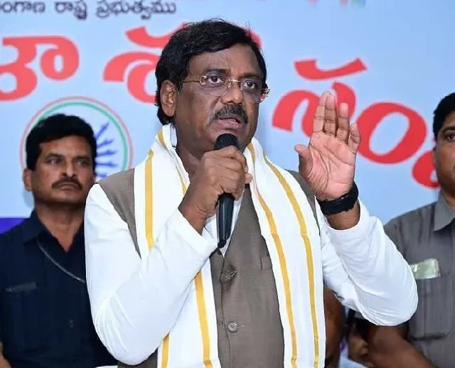ప్రమోద్ విగ్రహం ఏర్పాటు చేస్తా: మంత్రి వివేక్